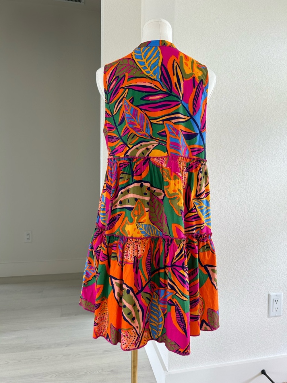 Sugarlips Milana Adrina Floral Tropical Tiered Ruffle Mini Shift Dress Womens S - Picture 4 of 8